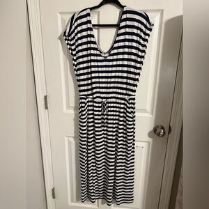 Torrid Navy and White Knit Top